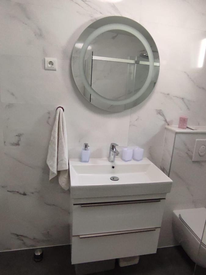 Apartman Koko With Private Jacuzzi Μακάρσκα Εξωτερικό φωτογραφία