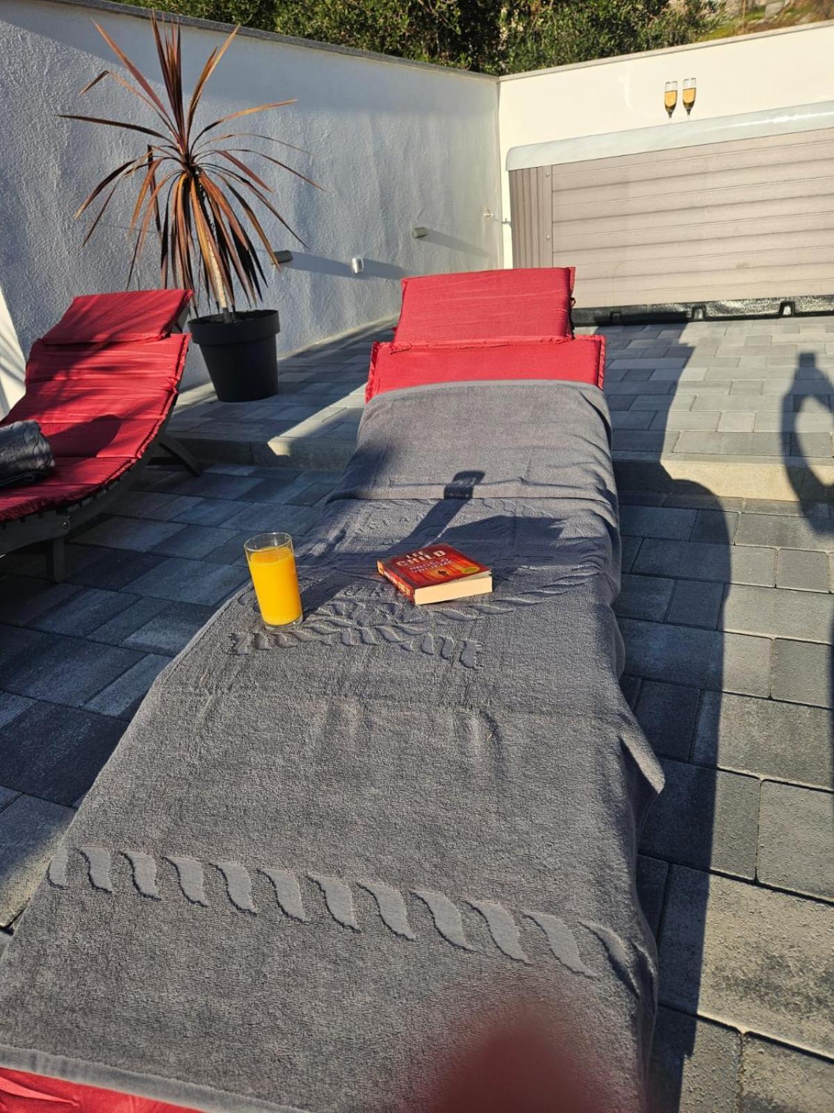 Apartman Koko With Private Jacuzzi Μακάρσκα Εξωτερικό φωτογραφία